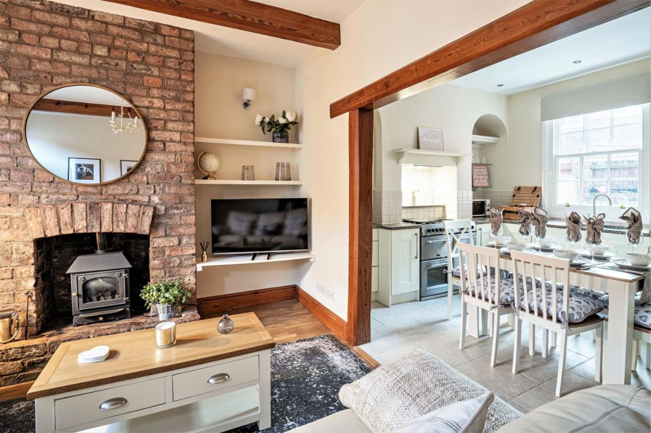 The Cottage In Chester, Sleeps 6 With Free Parking Екстер'єр фото