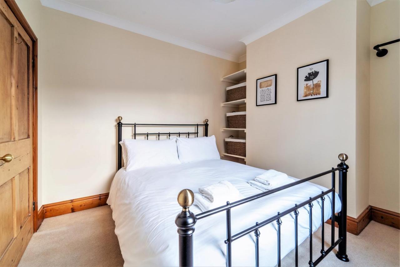 The Cottage In Chester, Sleeps 6 With Free Parking Екстер'єр фото